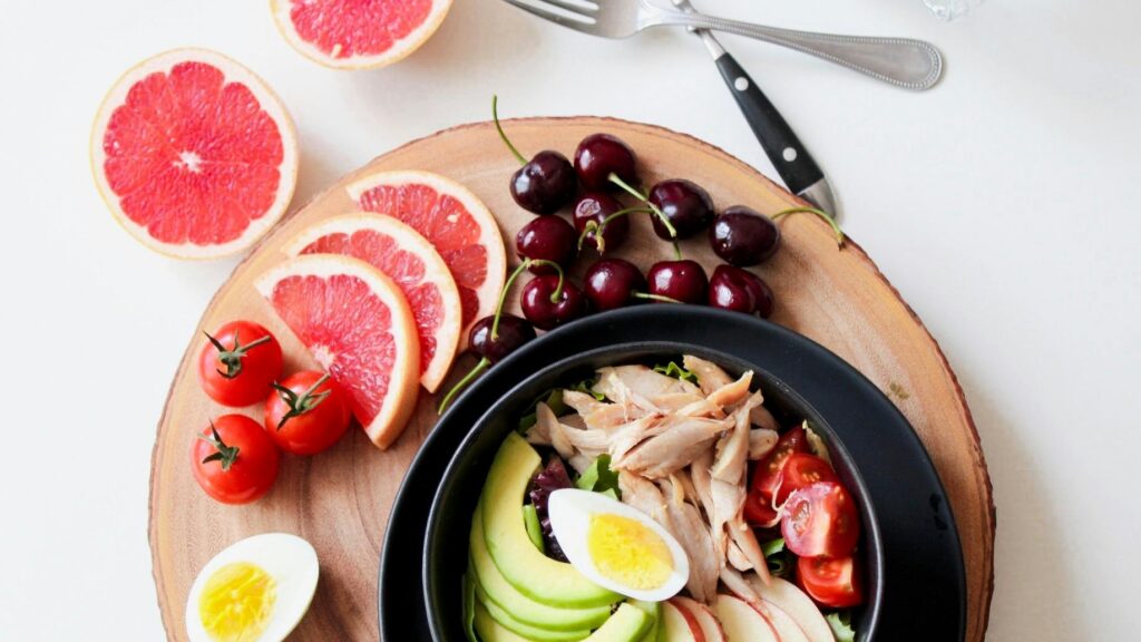 Grundlagen der Low Carb-Ernährung: Vorteile und Risiken