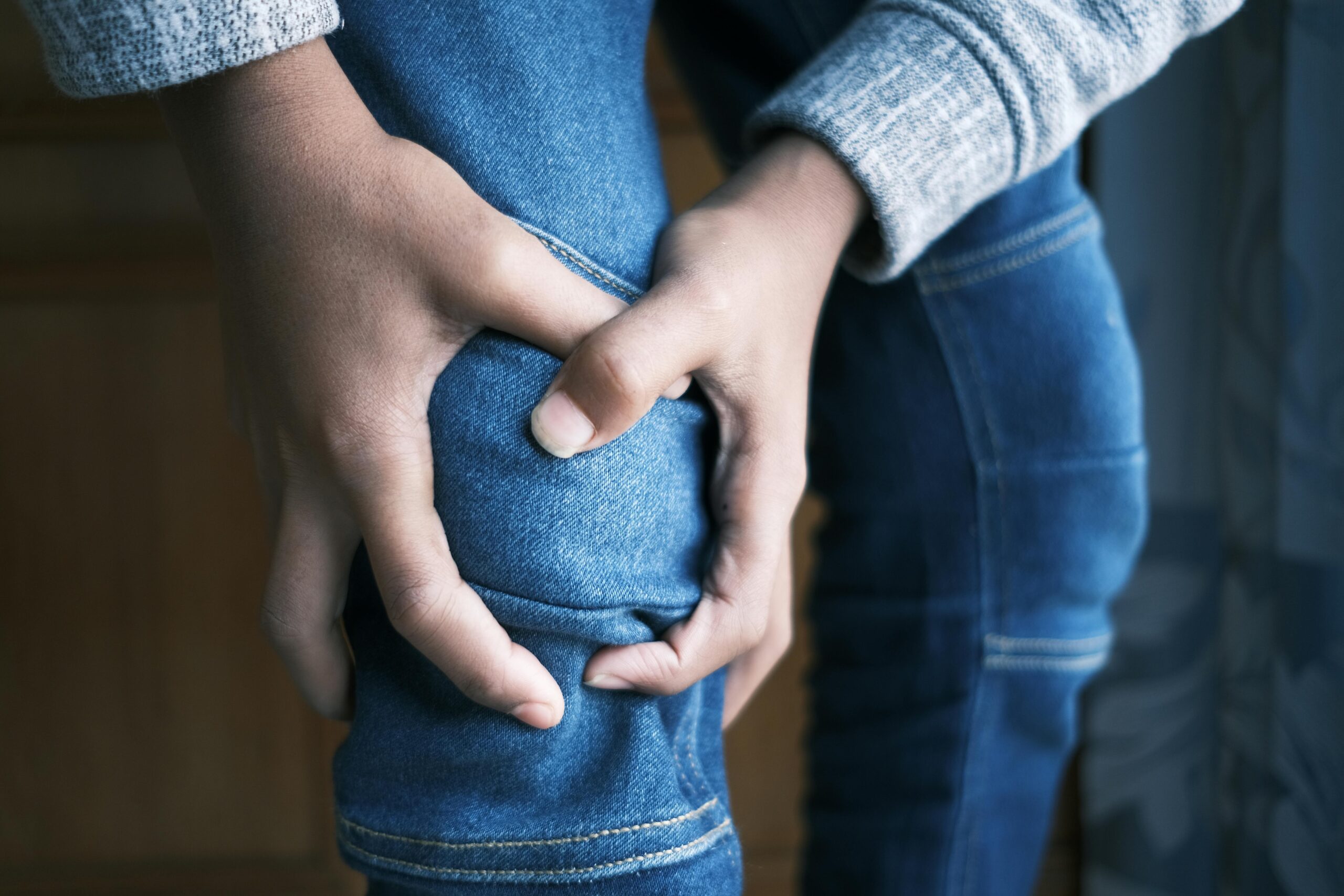 Kostenloses Stock Foto zu arthritis, ausdruck, bein