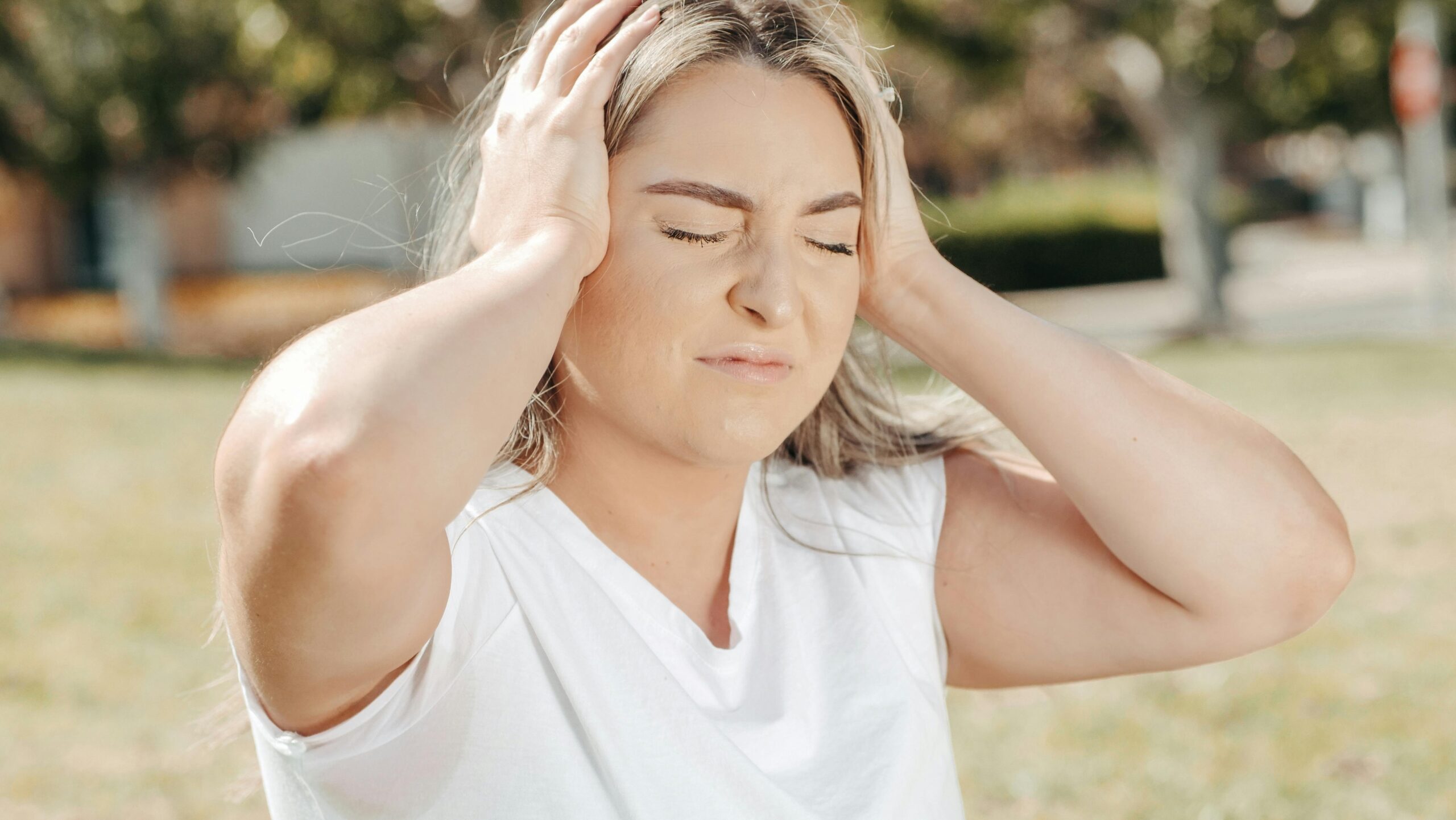 Kostenloses Stock Foto zu Ärger, augen geschlossen, ausdruck